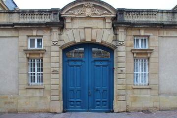 baroque (?) gate in metz in lorraine (france)