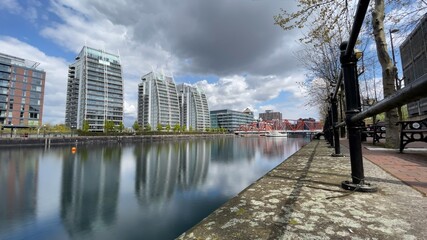 Fototapeta premium Modern architecture and landmark buildings in Salford Quays. 