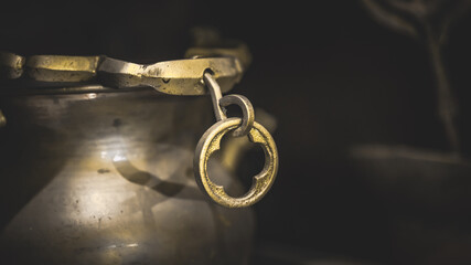 Antique Engraving Metal Brass Jar