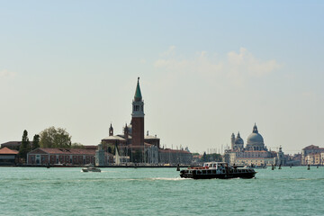 Naklejka premium Venetian charm and serenity in action