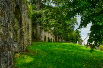 Mittelalterliche Stadtmauer in Blankenberg