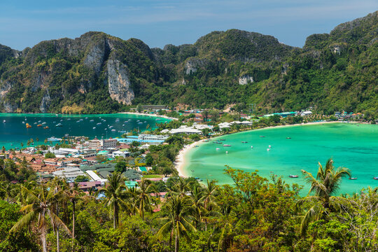 Pee Pee view on Ao Ton Sai and Ao Lo Dalam beaches, Ko Phi Khi Don, Krabi