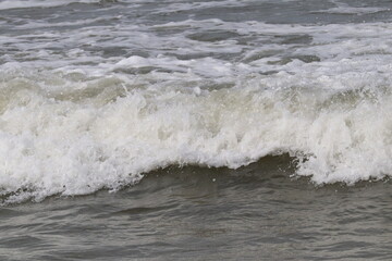  Attractive waves on the beach pondicherry 