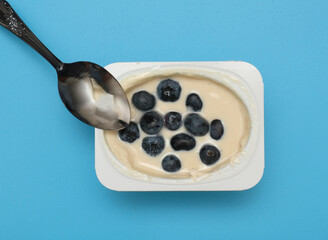 milk yogurt with fresh blueberry