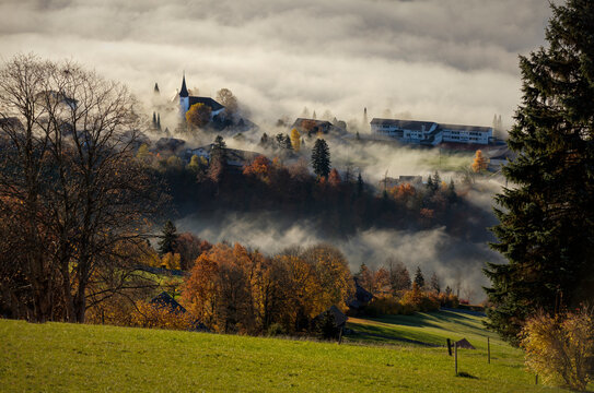 Sigriswil is a municipality in the administrative district of Thun in the canton of Bern in Berner Oberland Switzerland.