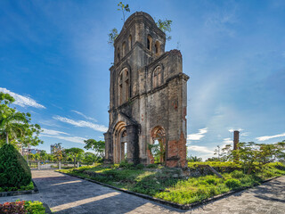 Fototapeta na wymiar Tam Toa church, Quang Binh, Vietnam