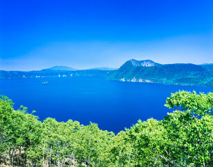 北海道　弟子屈町　第一展望台から摩周湖