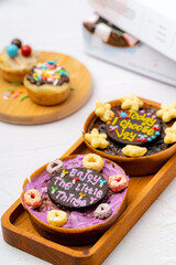 Martabak Mini or Martabak Mini Bangka with various Topping. The martabak mini bangka is made from a mixture of flour, eggs, sugar, baking soda, coconut milk and water.