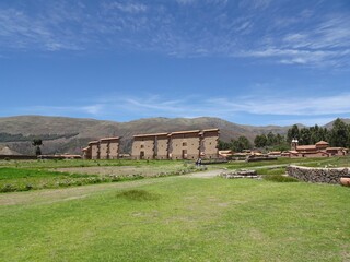 Fototapeta na wymiar [Peru] Temple of Wiracocha in Raqchi ruins (San pedro District)