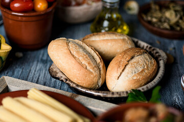 bread buns, baby sweetcorn and other ingredients