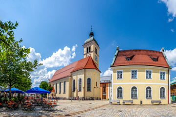 Frauenkapelle und Marktplatz, Marktoberdorf, Bayern, Deutschland 
