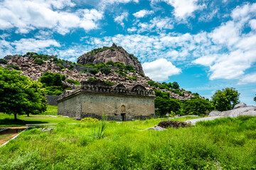 Fototapeta na wymiar Gingee Fort or Senji Fort in Tamil Nadu, India. It lies in Villupuram District, built by the kings of konar dynasty and maintained by Chola dynasty in 9th century AD. Archeological survey of india.