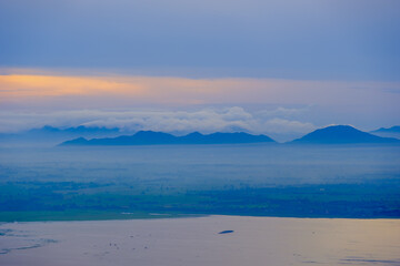 The fog first because the sun rises 2