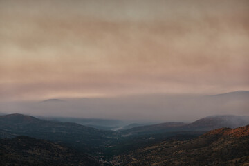 Obraz premium The fire in the Sierra de Gredos, caused by a car in Navalacruz, one of the most catastrophic of the year in Spain. The fire has destroyed more than 20,000 hectares. Castile and Leon. Avila