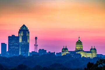 Close-up of the Des Moines skyline and State Capitol Building at sunset.