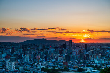 Fototapeta na wymiar 足立山展望台から眺める夕暮れの北九州都市景観
