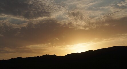 Obraz premium Sunset upon the mountains in South Israel