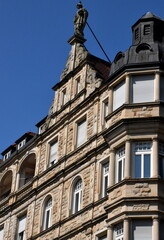 Fototapeta na wymiar Altbaufassade im Zentrum von Freiburg