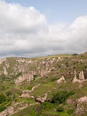 Fototapeta na wymiar Kndzoresk cave city