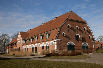 Fototapeta na wymiar historisches Torhaus Gut Pronstorf, Kreis Segeberg, Schleswig-Holstein 