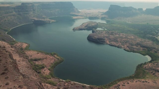 Amazing Aerial Reveal of Desert Canyon Lake at Dry Falls in Eastern Washington