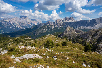 Fototapeta na wymiar Dolomites in September. View of the Croda da Lago.