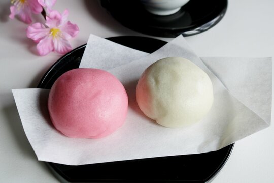 和菓子 紅白饅頭 お茶 Stock 写真 Adobe Stock
