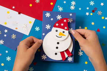 Making Christmas card with voluminous snowman. Step 11