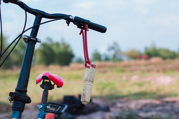 Catapult on the bicycle handdebar