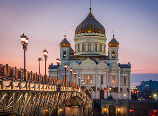 Obraz premium Cathedral of Christ the Savior with beautiful illumination in the light of evening city lighting. Cityscape at sunset.