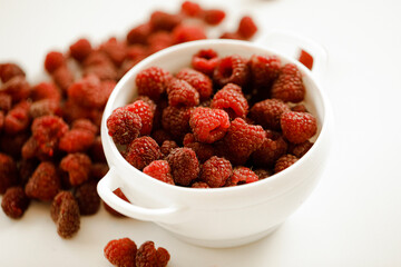 raspberries in a bowl