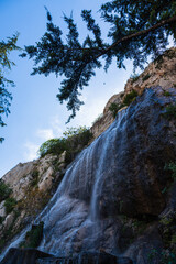 トルコ　アマスィヤの旧市街にある小さな滝