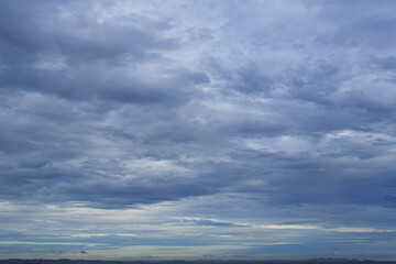 Fototapeta na wymiar 明瞭度の高い雲のバックグランド