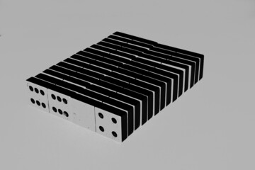 domino
