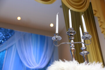 curtains and curtain