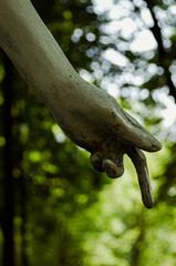 Naklejka premium hand of broken sculpture