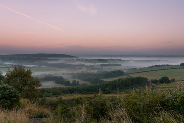 Fototapeta na wymiar Sunrise across amazing countryside 