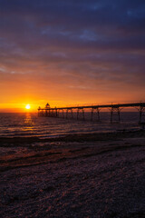 Fototapeta na wymiar Clevedon Pier Sunset