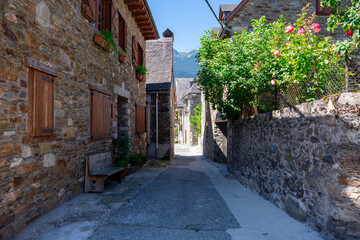 Fototapeta na wymiar Streets of the Pyrenean village of Bosost, located in the Aran Valley, Spain.