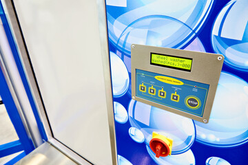 Automatic wheel washer