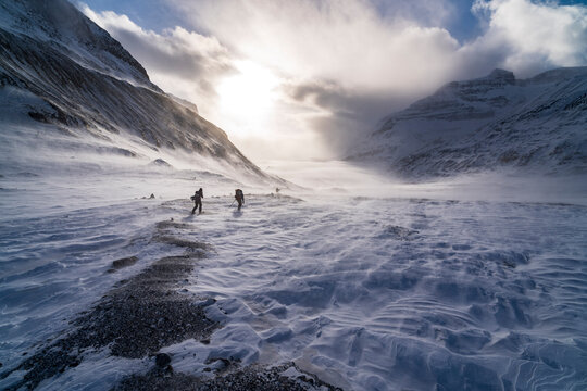 Hiking Towards A Massive Canadian Icefield