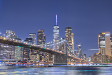 Fototapeta na wymiar New York City Skyline at Night