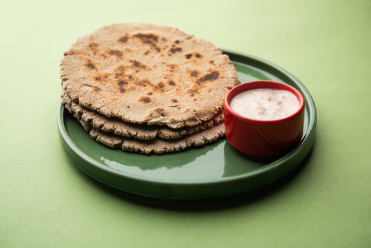 singhara atta roti or paratha