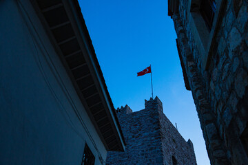 トルコ　マルマリスの夕暮れ時のマルマリス城