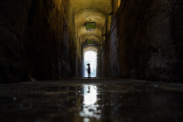 Naklejka premium Tunnel