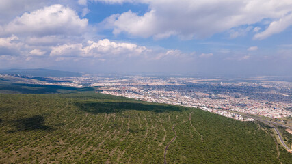 Parque Nacional el Cimatario una reserva natural en Santiago de Querétaro, México.