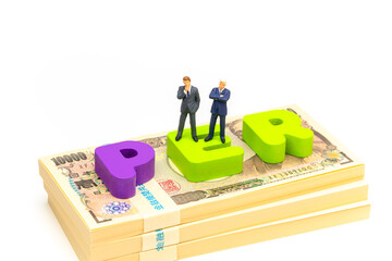 PER（株価収益率：Price Earnings Ratio）企業株価、一株あたり利益（EPS）、財務分析、投資価値の判断で割高か割安かを示す指標。
