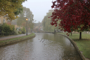 Swim over there without the illusion of being surrounded by the atmosphere