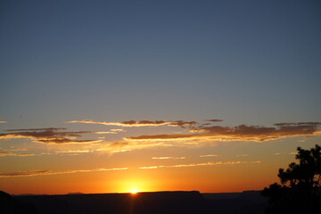 アリゾナ州グランドキャニオンの夕方の空