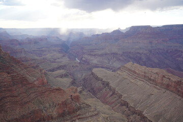 アリゾナ州グランドキャニオンのリパン・ポイントの絶景